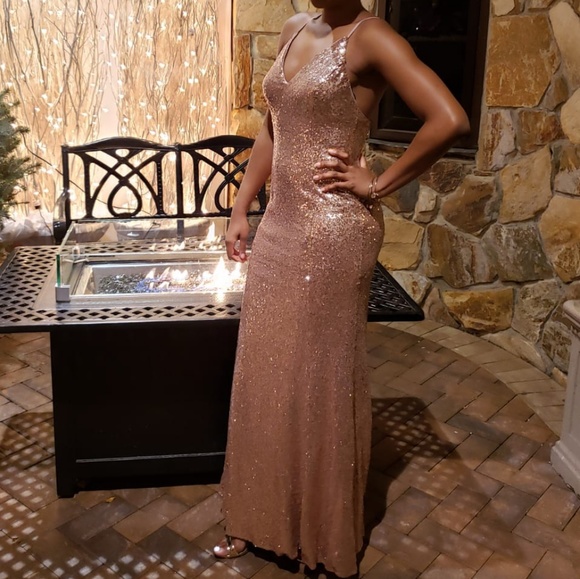 Dress - Picture 3 of 5